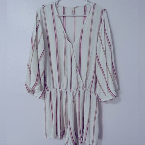 💕Elan💕 Striped Romper Sz M ✨BRAND NEW✨ - Picture 1 of 7